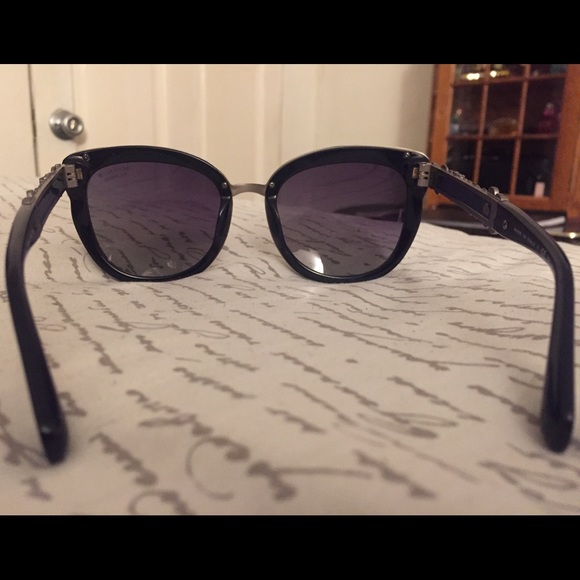 CHANEL Butterfly Sunglasses Blue/Grey Polarized 💙 - Picture 3 of 7